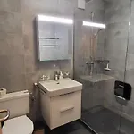 Bel Au Centre De Avec Vue דירה *